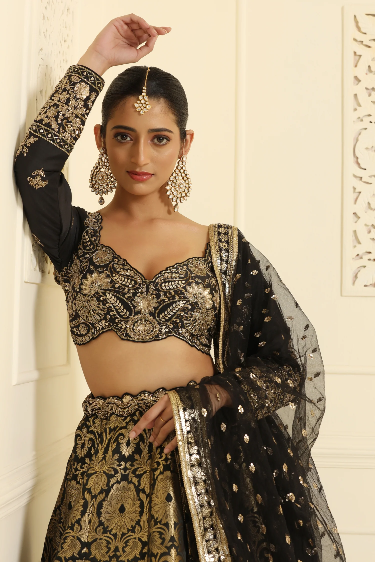 Handcrafted nakshi, sequin, and dabka choli paired with a Banarasi brocade lehenga. - Image 4